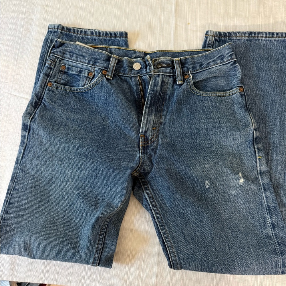 Levi's Classic Blue Jeans with Leather Patch